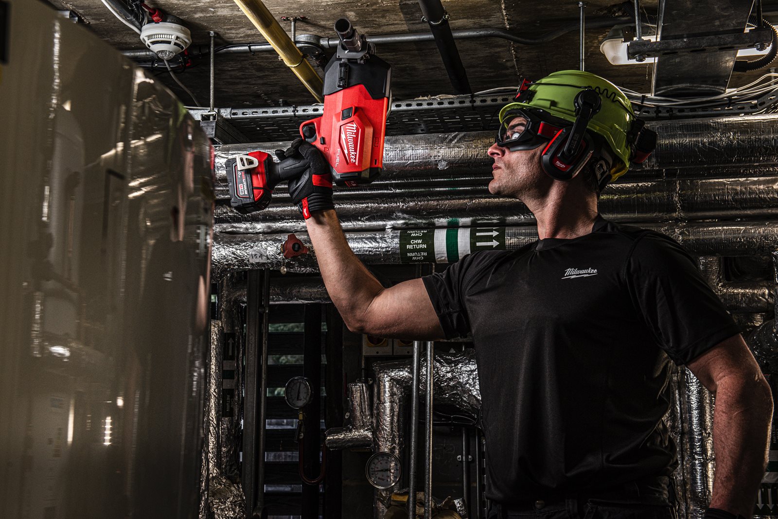 Tăietor țeavă de oțel M18 FUEL Milwaukee M18 FPCS-0 - in utilizare 13