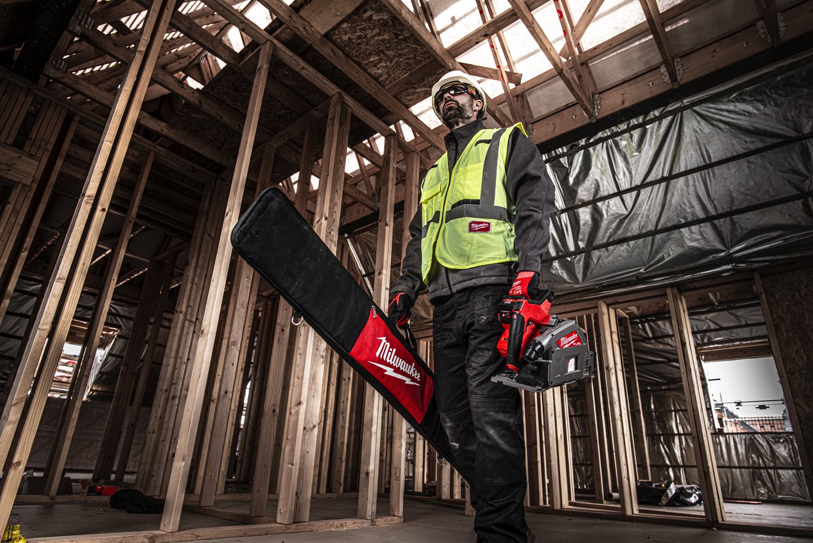 Fierăstrău circular M18 FUEL 55 cm Milwaukee M18 FPS55-0P - in utilizare 11