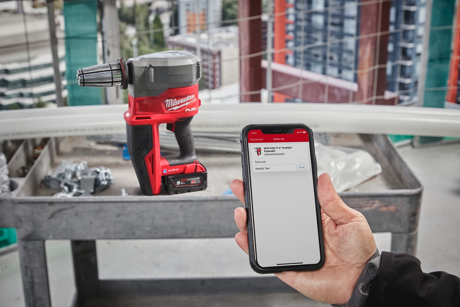 Dispozitiv expandare M18 FUELUPONOR Q&E Milwaukee M18 FPXP-0C - in utilizare 4