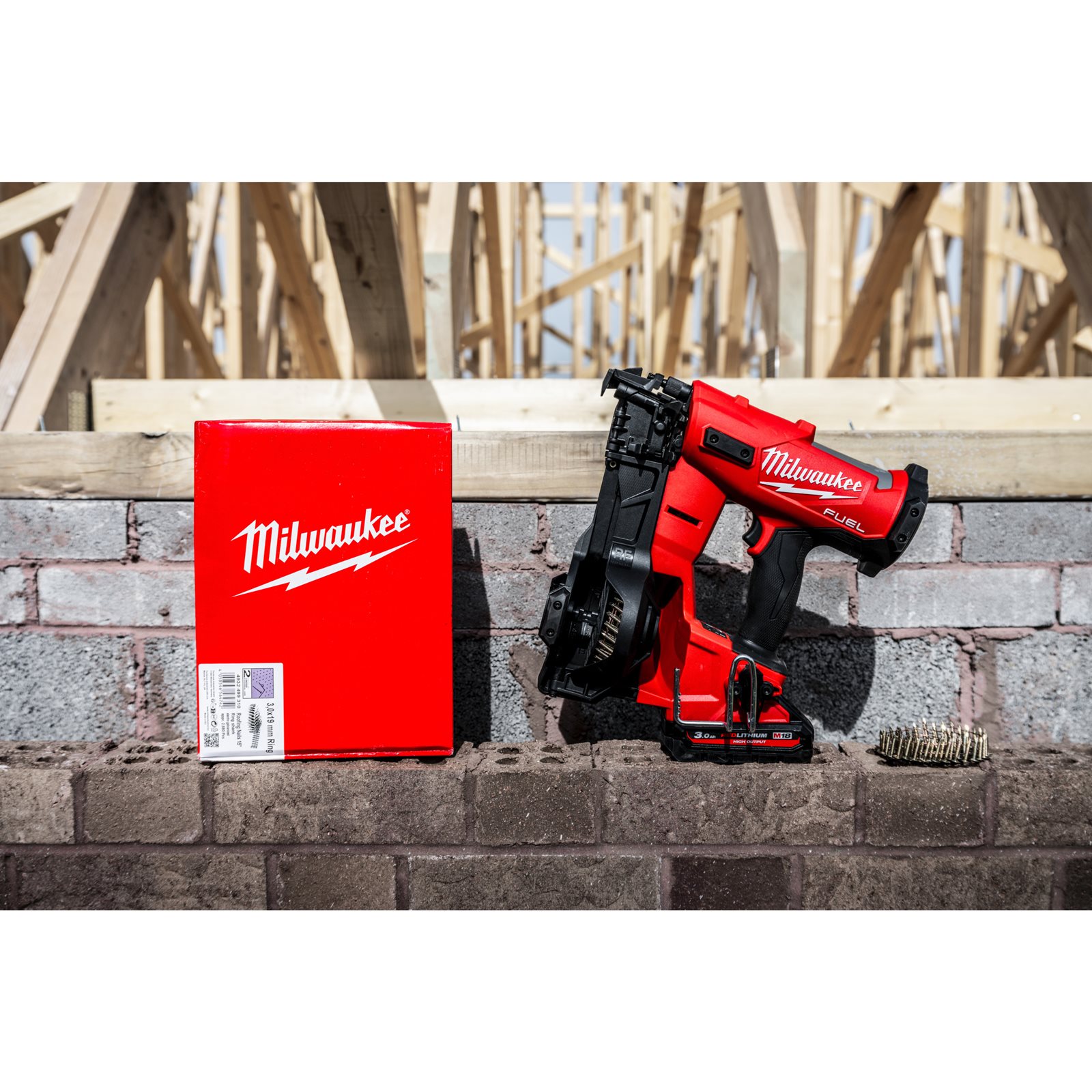 Pistol M18 FUEL de bătut cuie în role Milwaukee M18 FRCN45-0X - detaliu 1