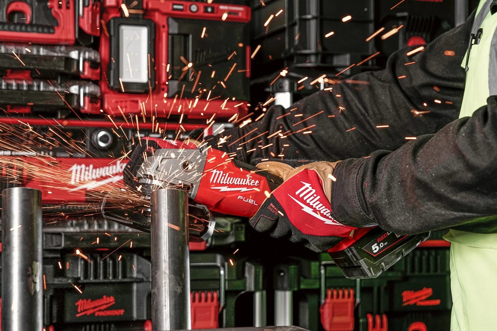 Set scule M18 FUEL Milwaukee M18 FPP6H3-502B - in utilizare 5