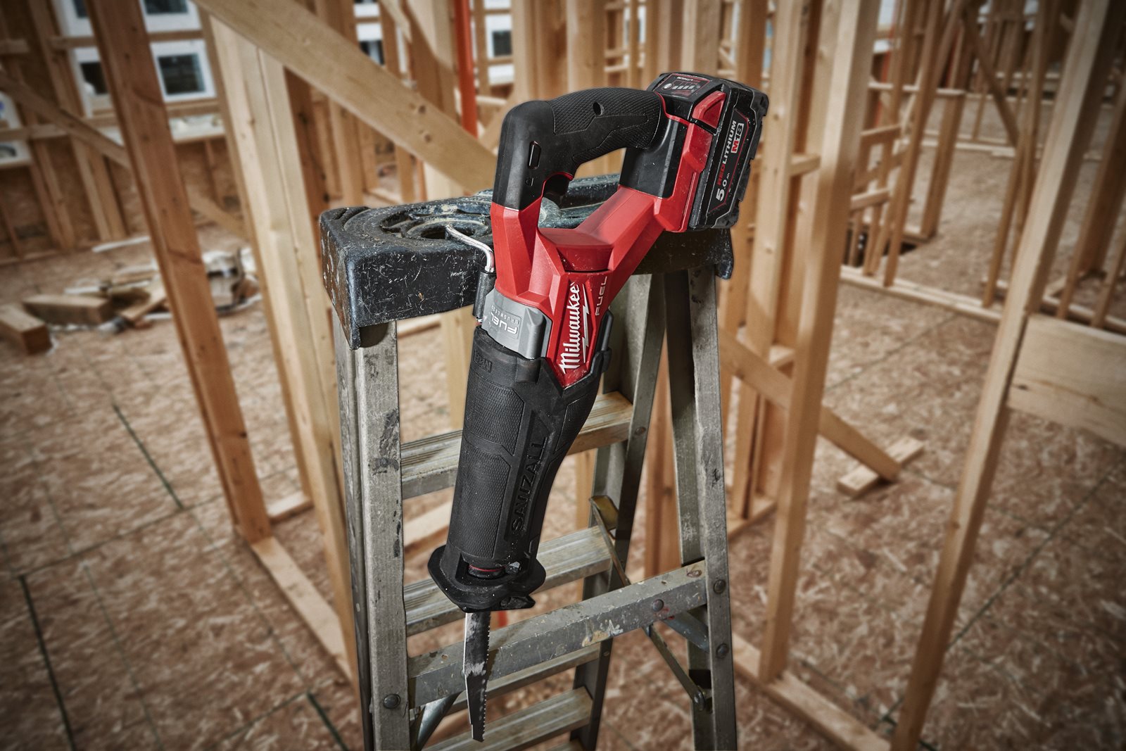 Fierăstrău sabie M18 FUEL SAWZALL Milwaukee M18 FSZ-502X - in utilizare 1