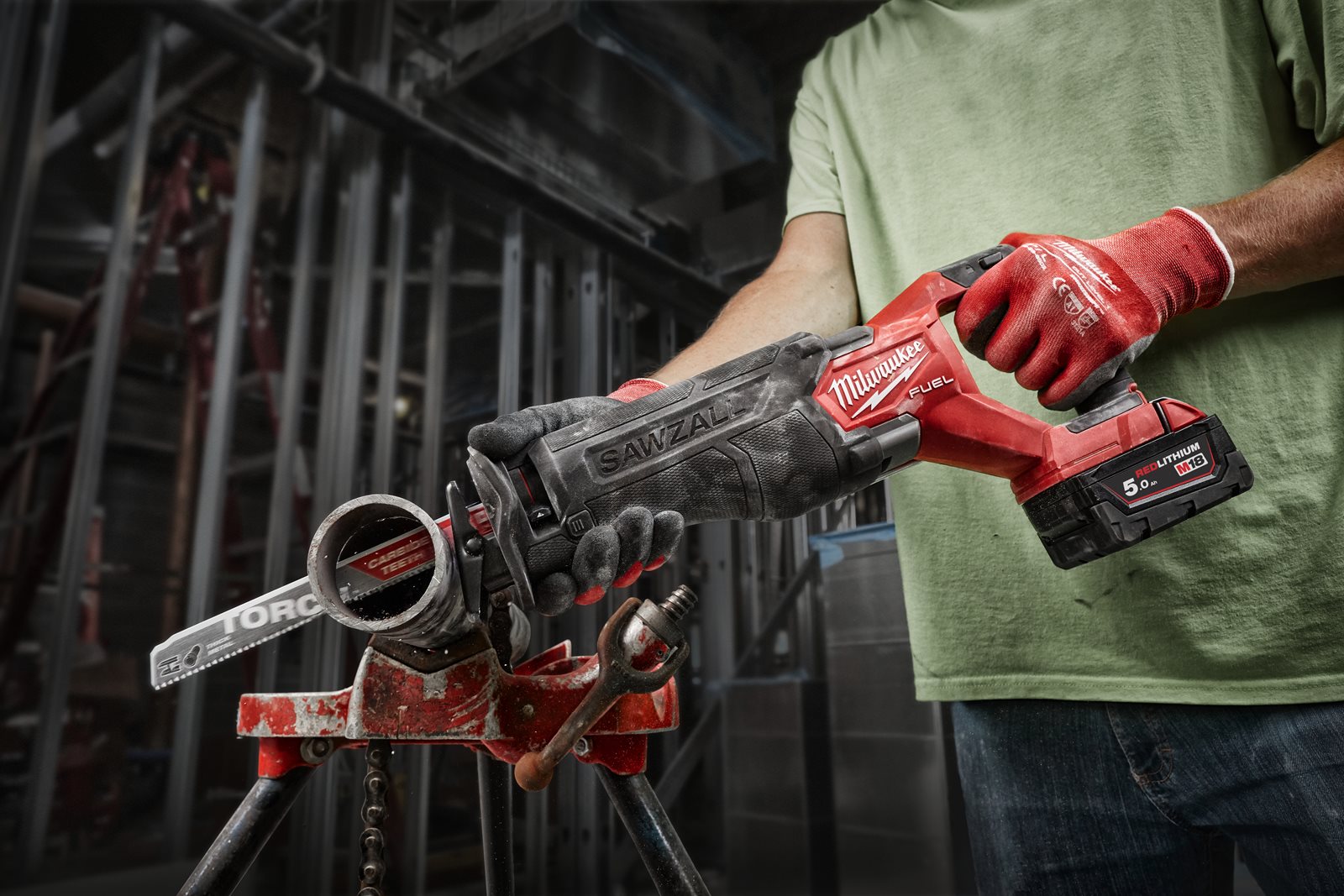 Set scule M18 FUEL Milwaukee M18 FPP6G3-502B - in utilizare 4