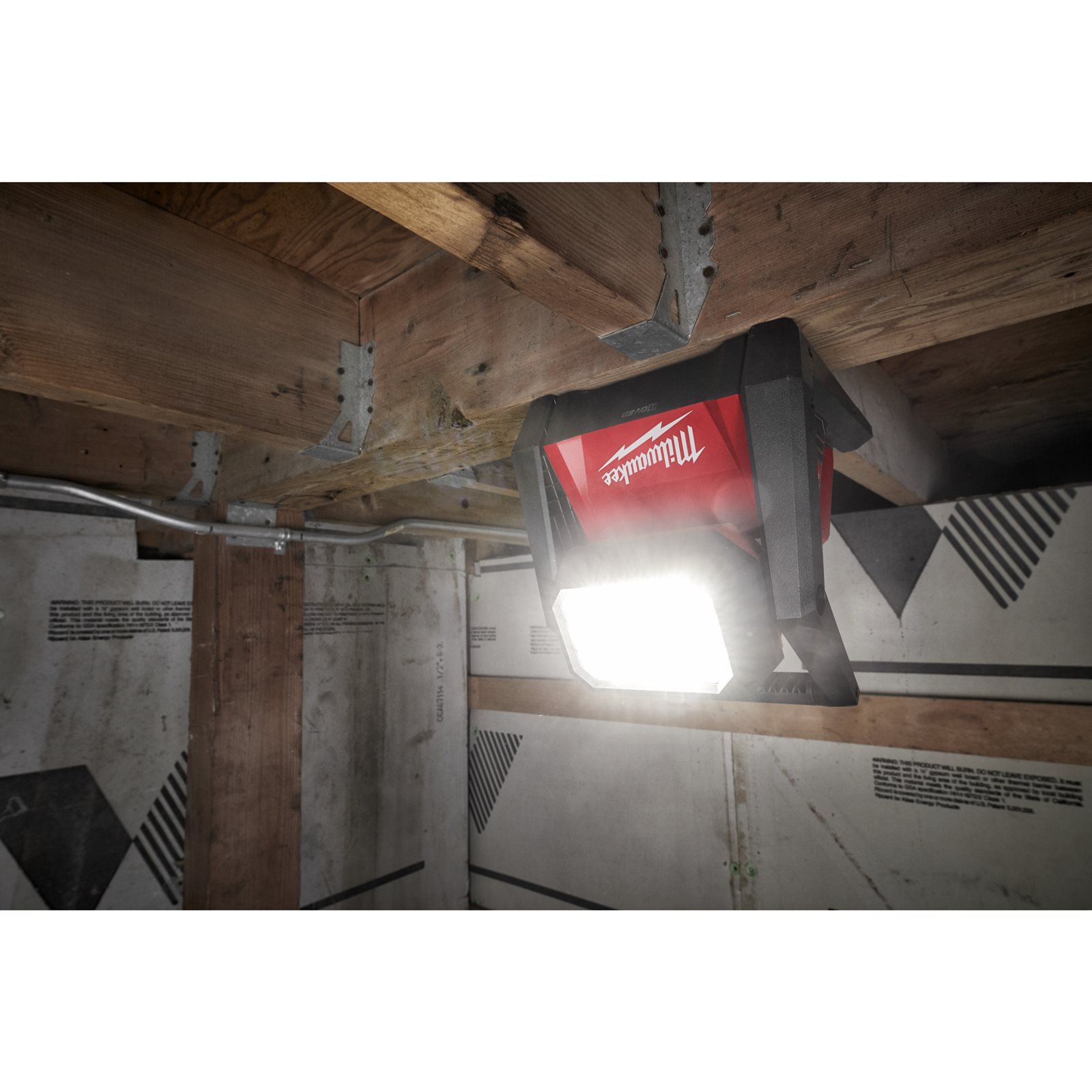 Proiector led de înaltă performanță M18 Milwaukee M18 HOAL-0 - detaliu 1