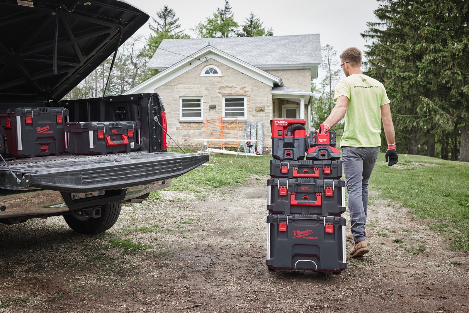 Încărcător cu 6 porturi M18 PACKOUT Milwaukee M18 PC6 - in utilizare 7