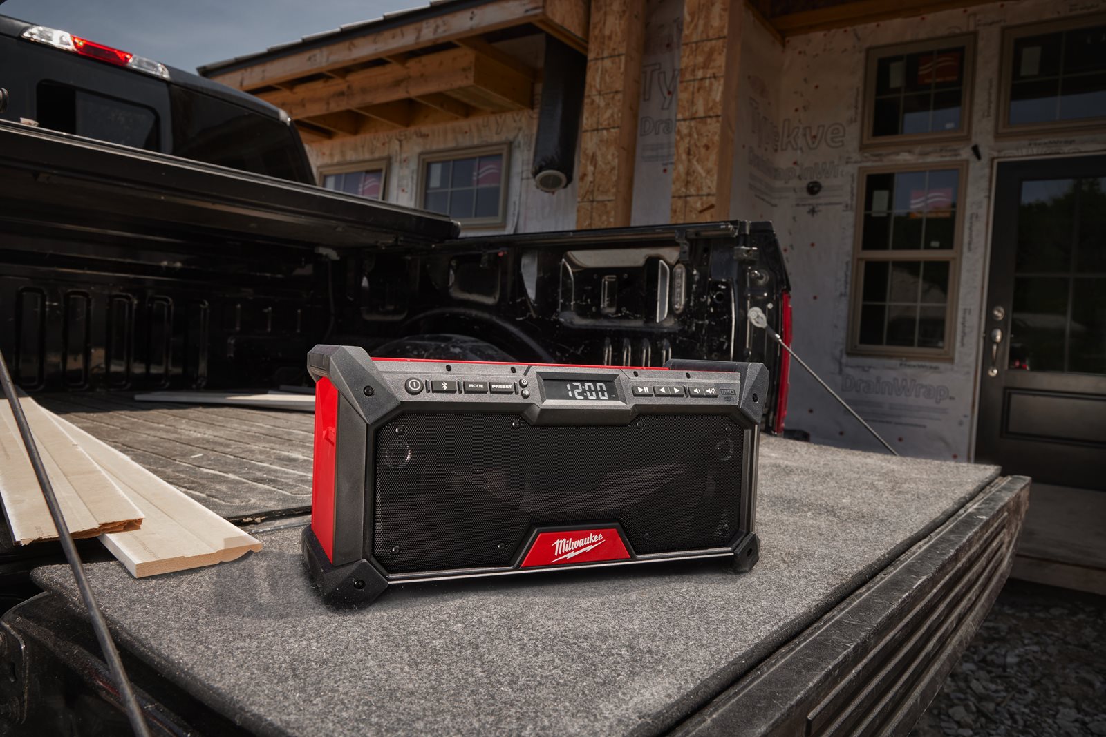 Radio DAB+ M18 Milwaukee M18 RADDAB+G2-0 - in utilizare 4