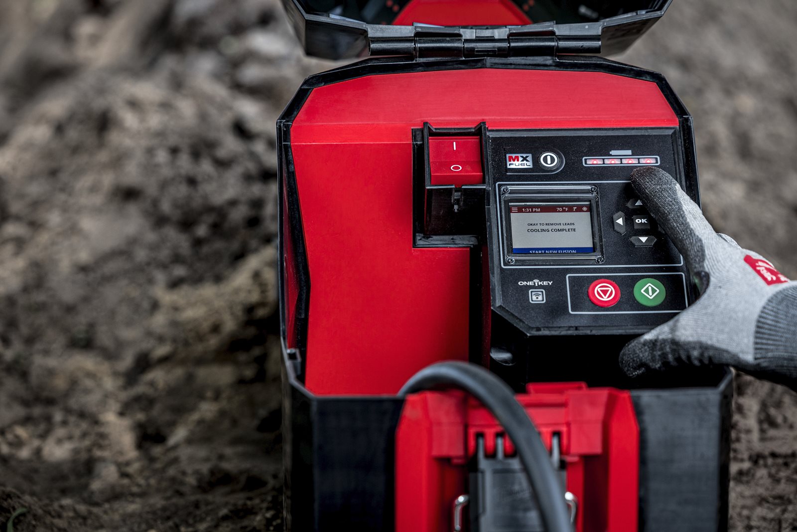 Aparat pentru electrofuziune MX FUEL Milwaukee MXF EFP-802 - in utilizare 7