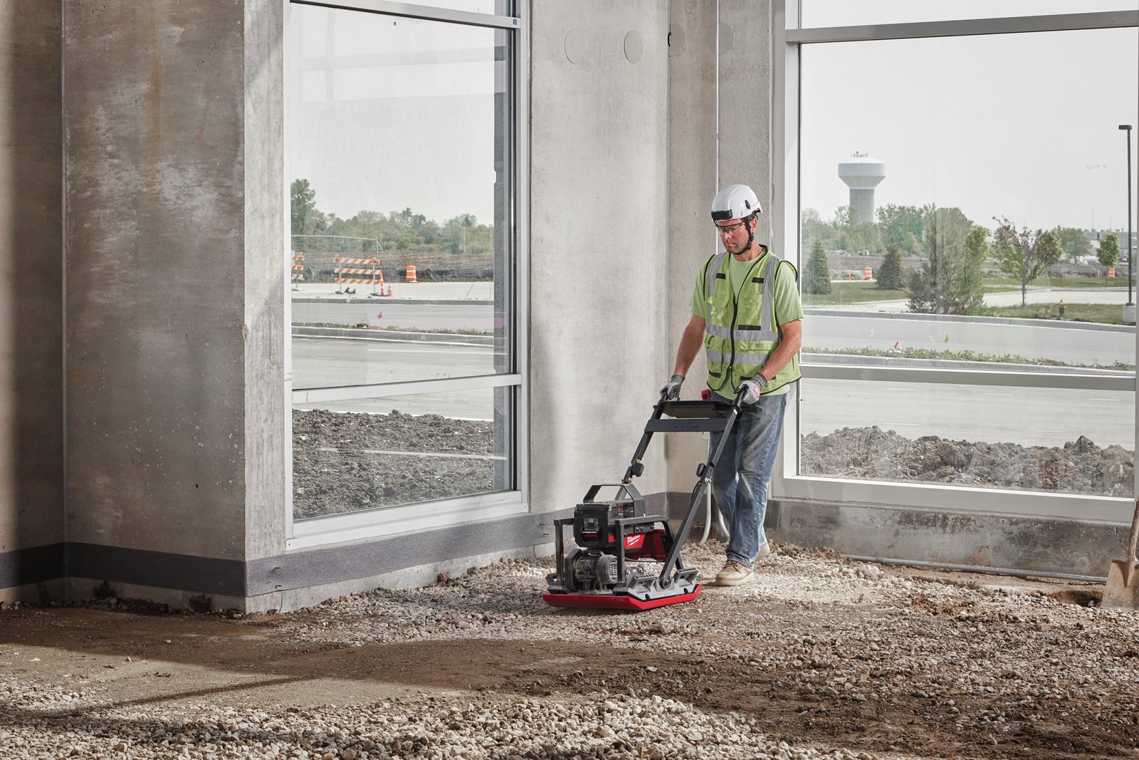 Placă compactoare MX FUEL Milwaukee MXF PC50-0 - in utilizare 20