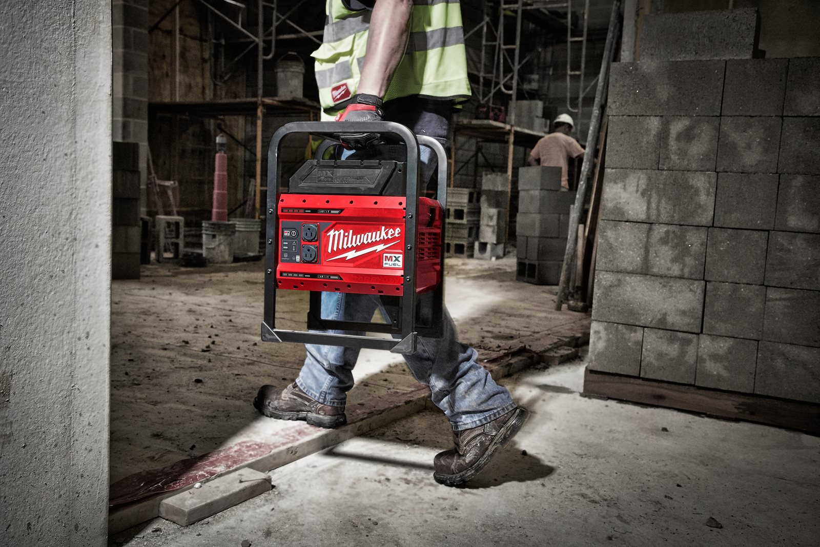 Invertor MX FUEL Milwaukee MXF PS-602 - in utilizare 13