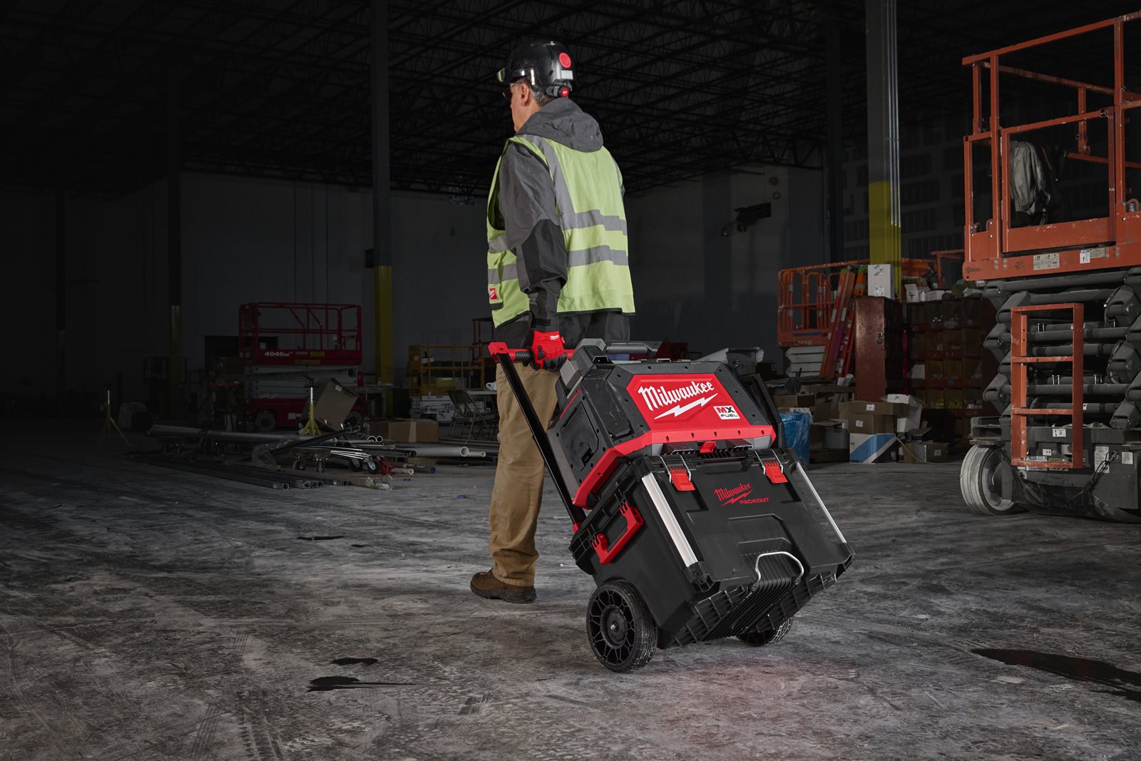 Turn compact de iluminat MX FUEL Milwaukee MXF TLIC-601 - in utilizare 8