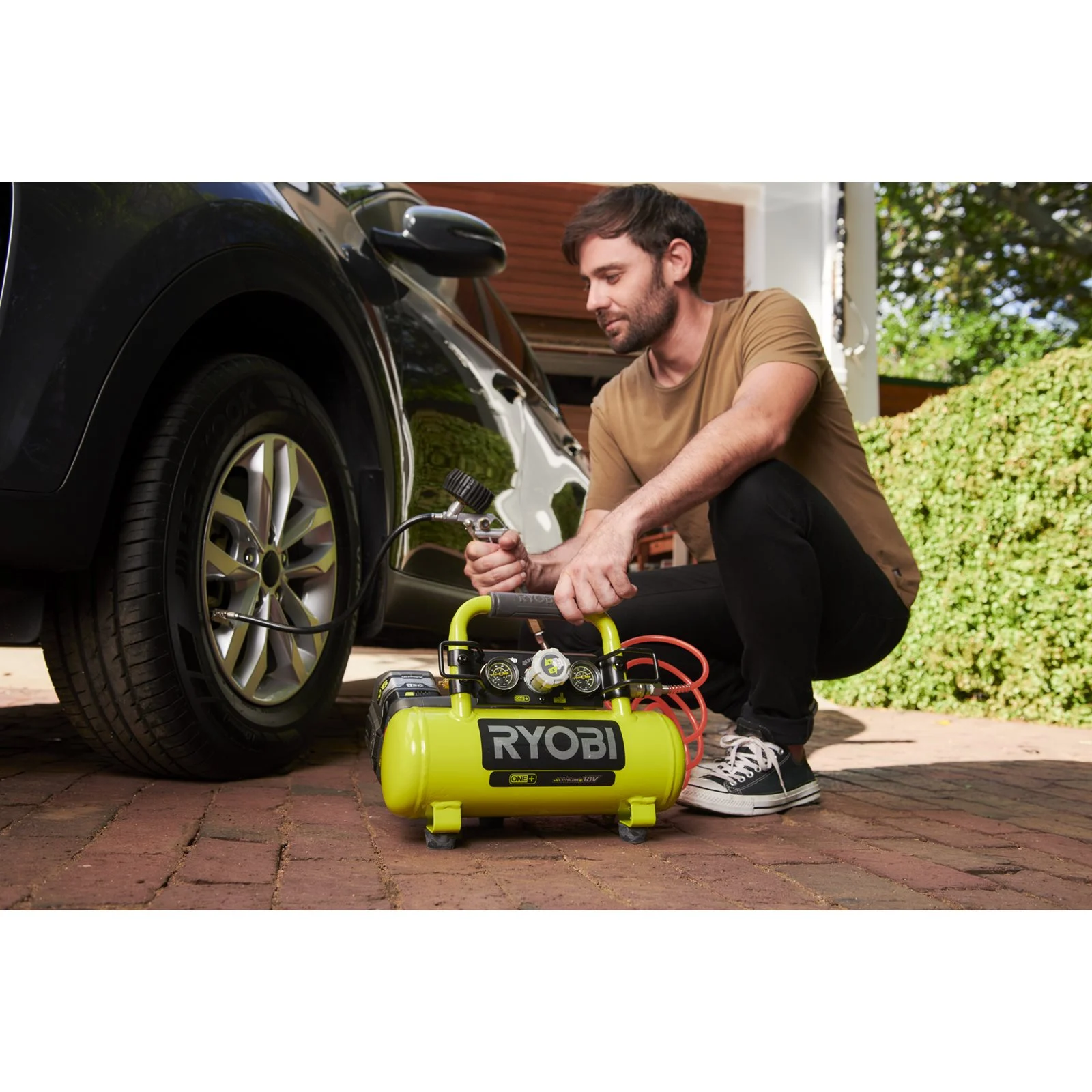 Compresor aer 18V ONE+ Ryobi R18AC-0 - in utilizare 4