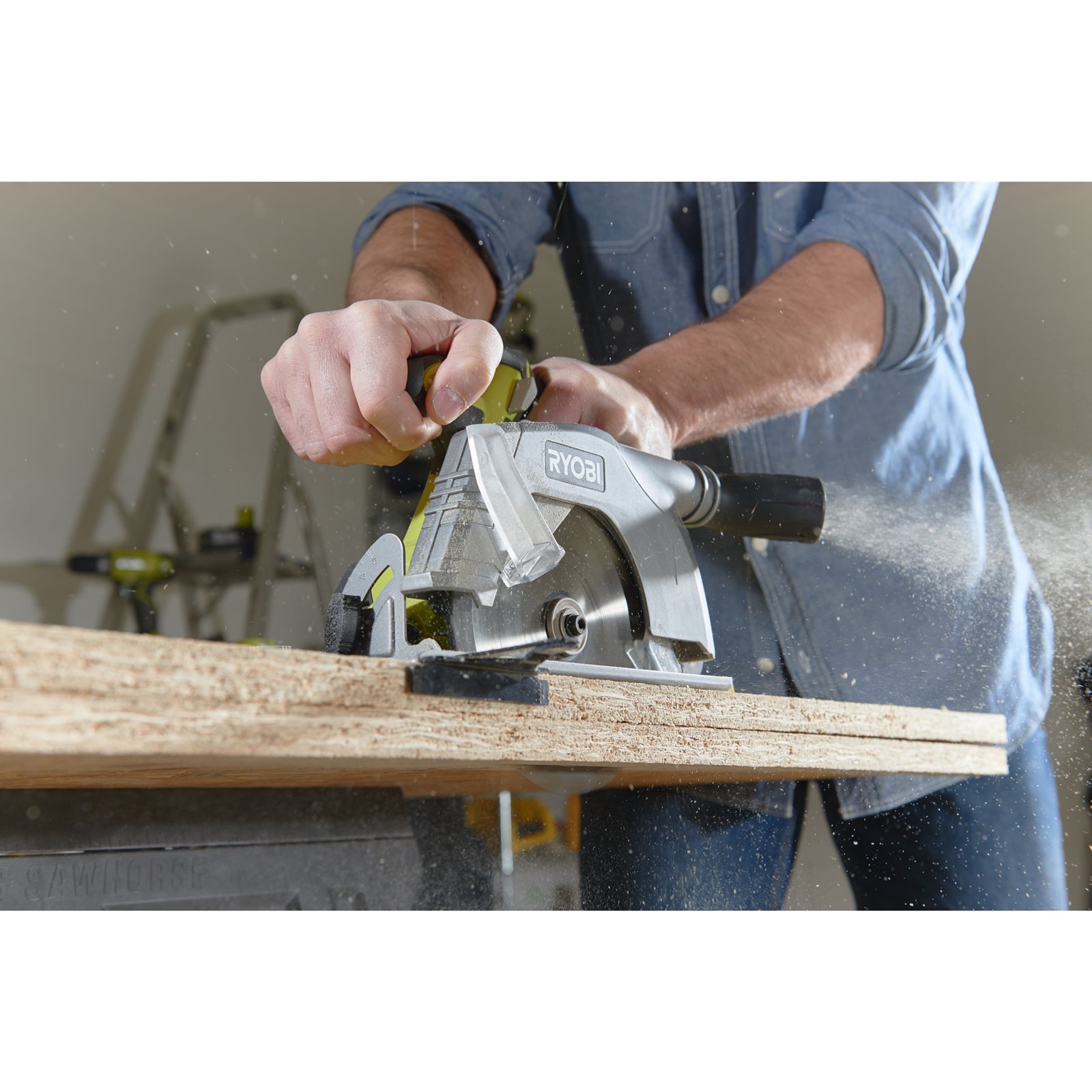 18V ONE+ Fierăstrău circular 18V ONE+ Ryobi R18CS-0 - in utilizare 1