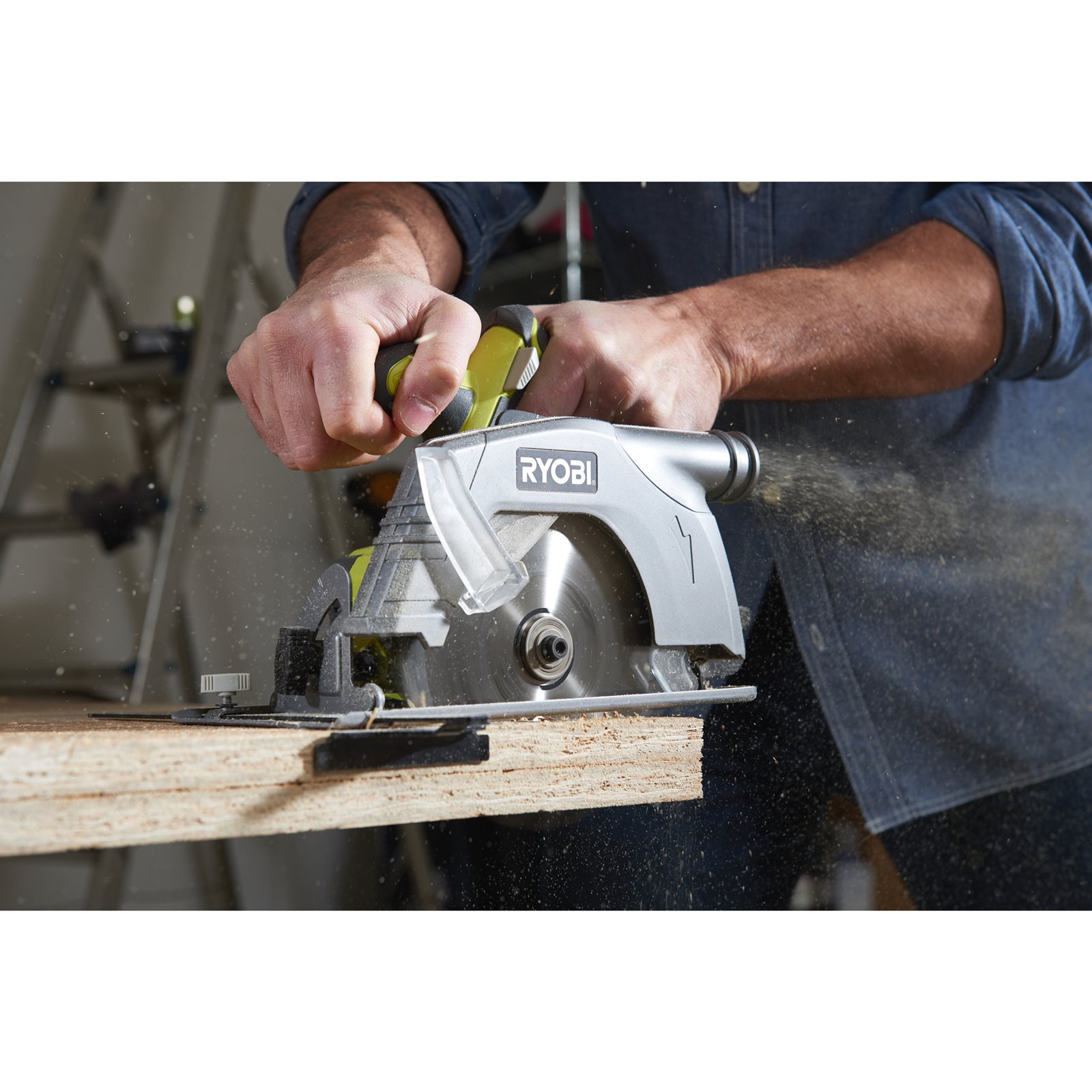 18V ONE+ Fierăstrău circular 18V ONE+ Ryobi R18CS-0 - in utilizare 4