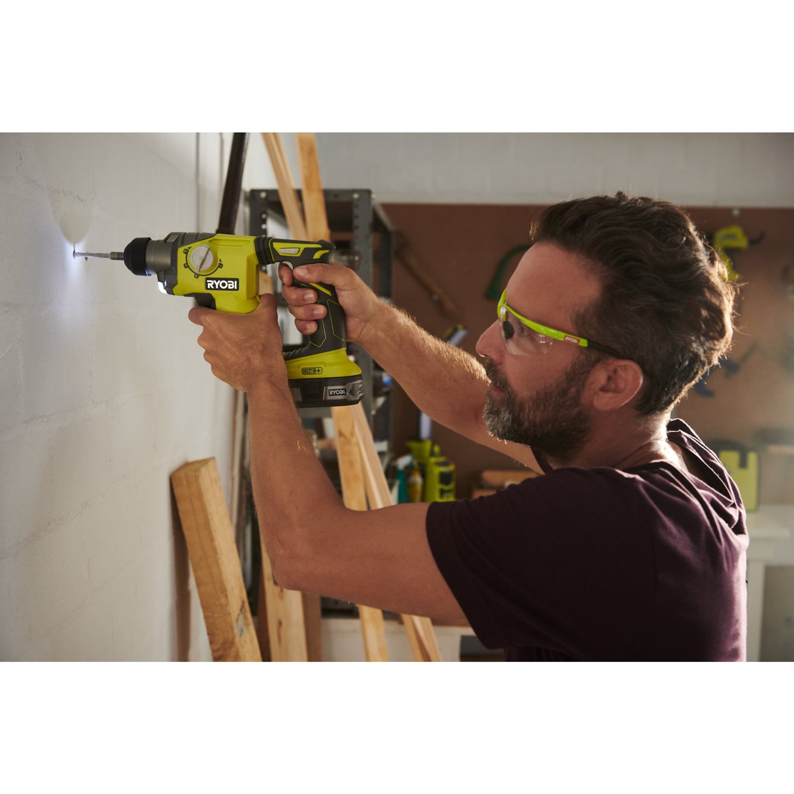 Ciocan rotopercutor SDS+ 18V ONE+ Ryobi R18SDS-0 - in utilizare 2