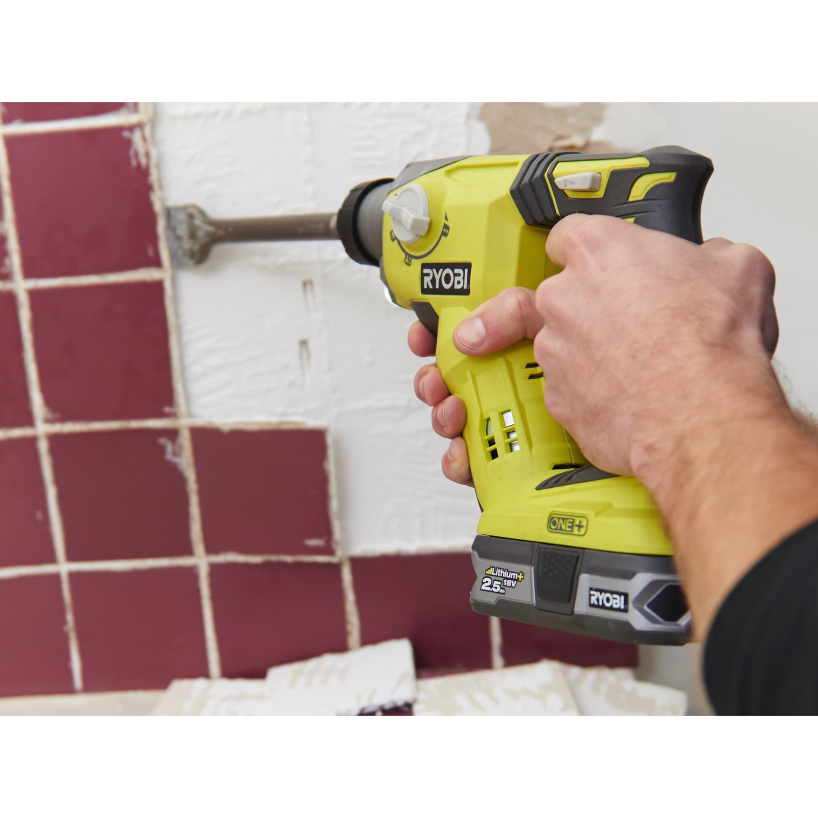 Ciocan rotopercutor SDS+ 18V ONE+ Ryobi R18SDS-0 - in utilizare 6