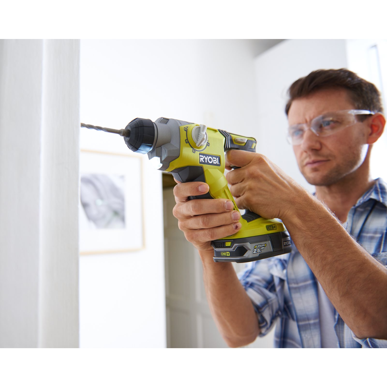 Ciocan rotopercutor SDS+ 18V ONE+ Ryobi R18SDS-0 - in utilizare 7