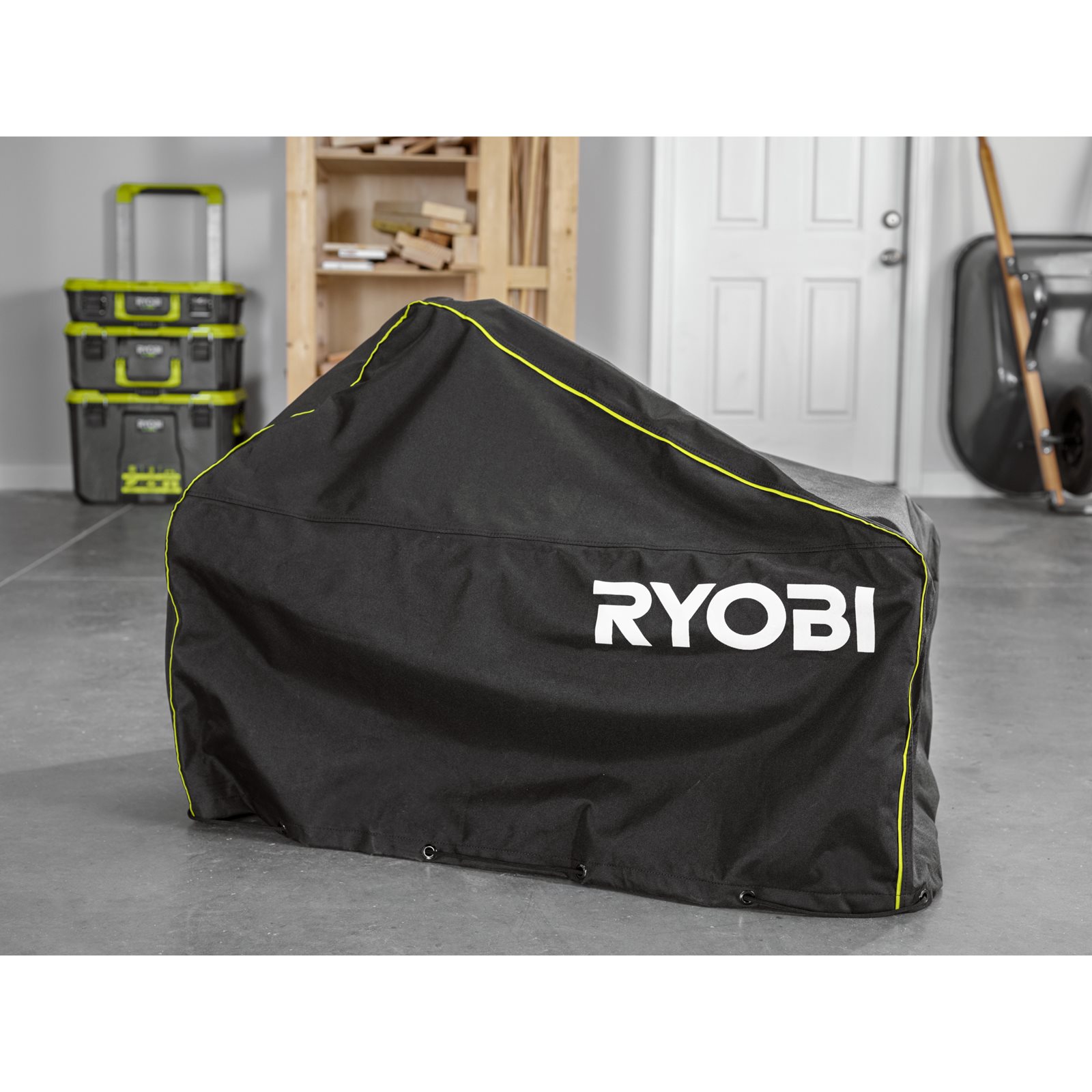 Accesorii diverse pentru unelte de grădină Ryobi RAC658 - in utilizare 1