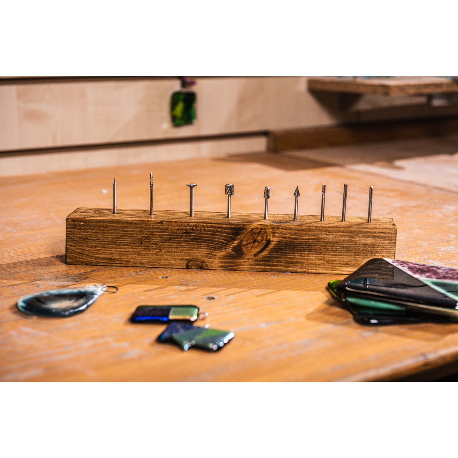 Freză tip suliță de 3,2 mm de carbid Ryobi RAR108 - in utilizare 6