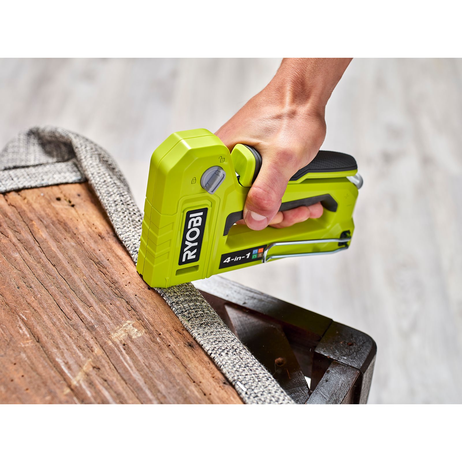 Capsatoare Ryobi RHFST4IN1 - in utilizare 4