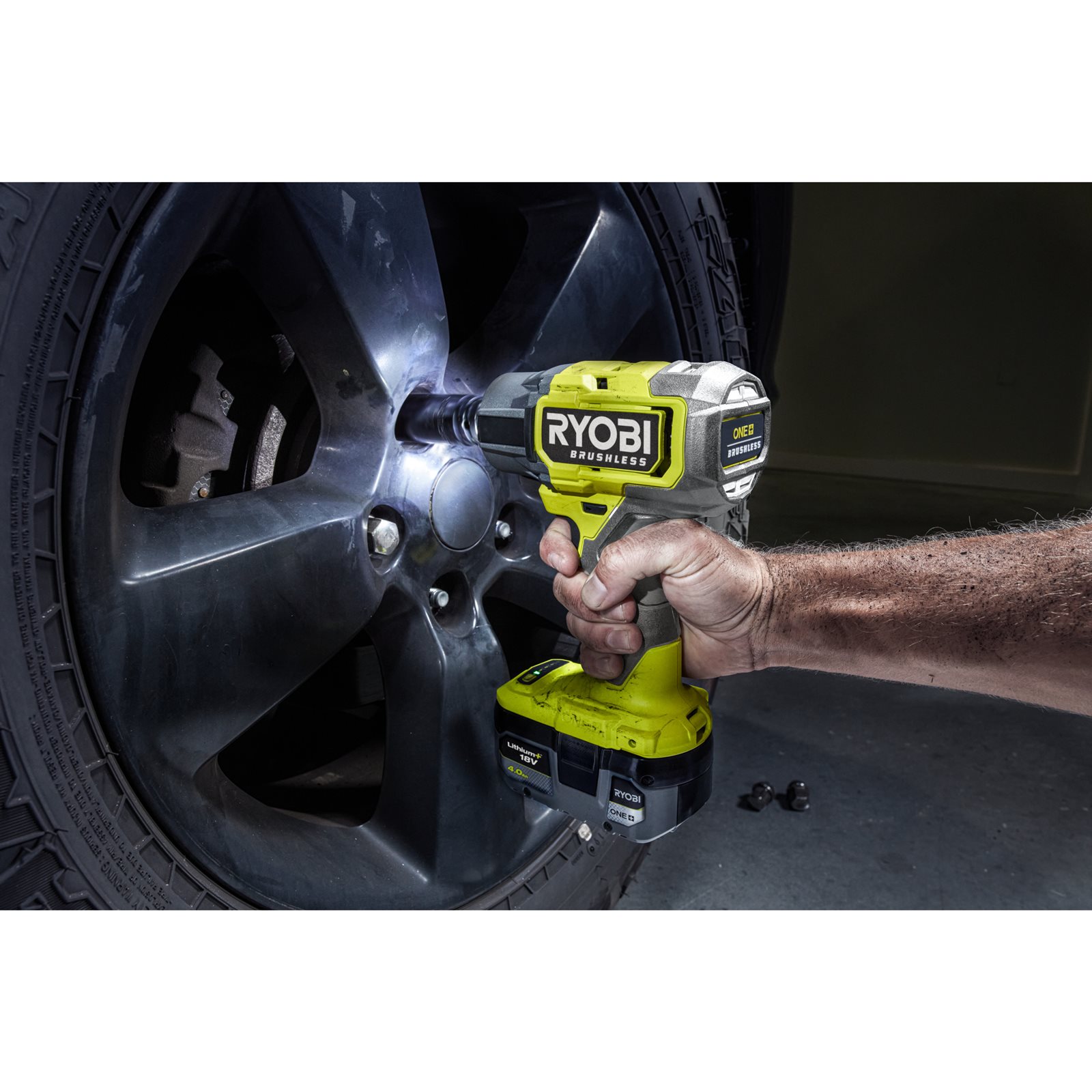 Chei de impact Ryobi RIW18BL-0 - in utilizare 1