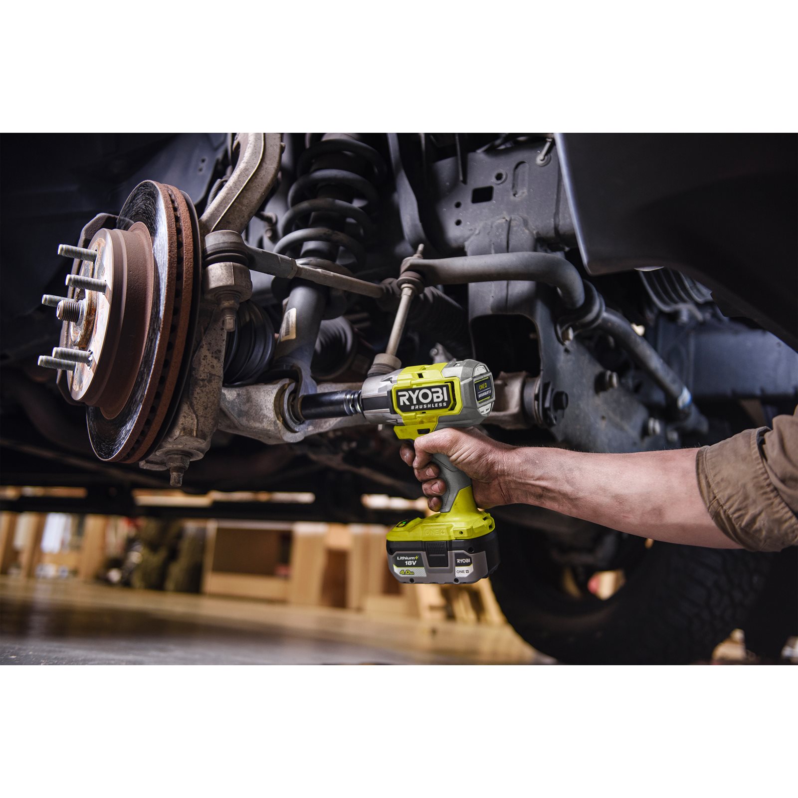 Chei de impact Ryobi RIW18BL-0 - in utilizare 2