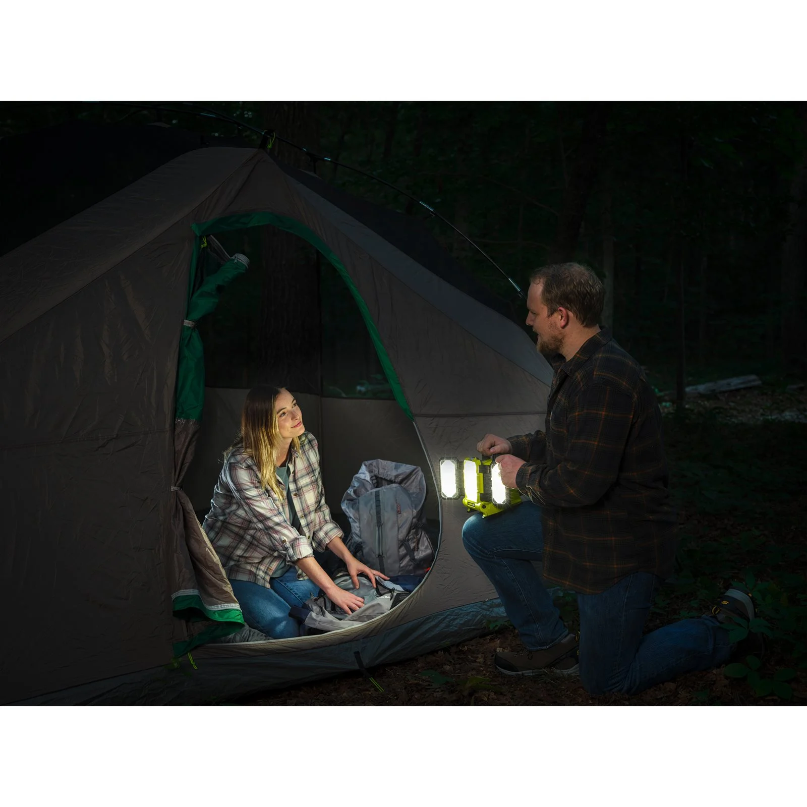 Aplică fără cablu de 18V Ryobi RLP18-0 - in utilizare 1
