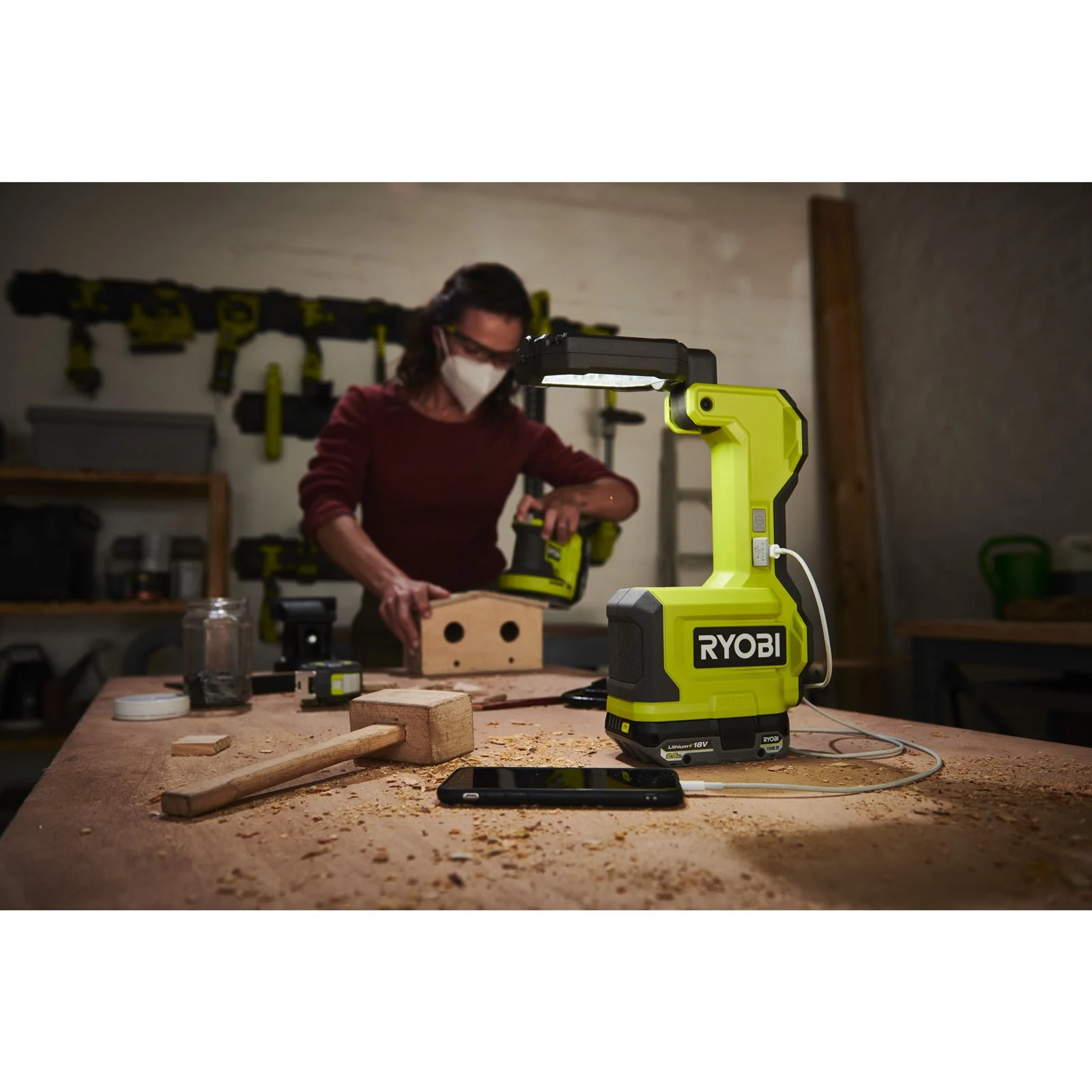 Iluminat Ryobi RMTL18-0 - in utilizare 5