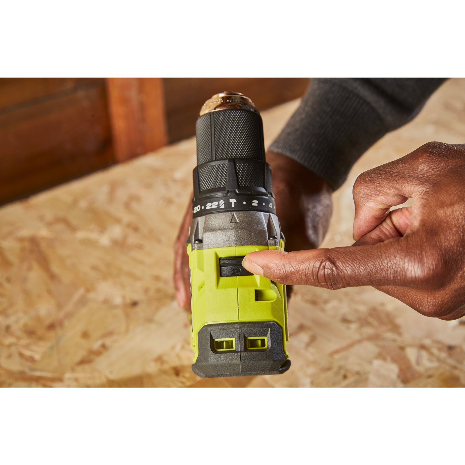 Mașină de găurit cu percuție 18V ONE+ fără perii și fără cablu (4,0Ah, 2,0Ah) Ryobi RPD18BL1-2C42S - detaliu 2
