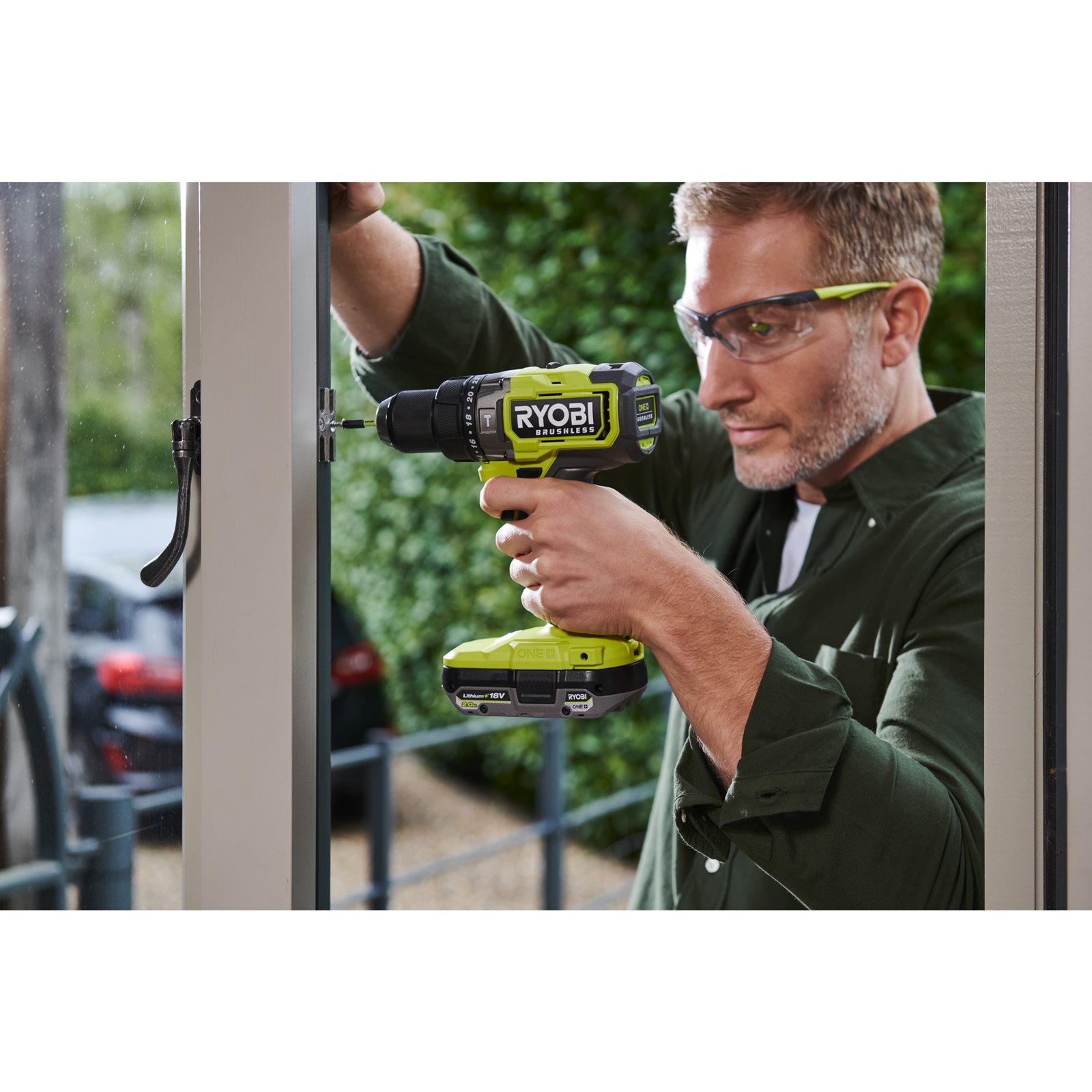 Mașini de găurit cu percuție Ryobi RPD18BL2-0 - in utilizare 2