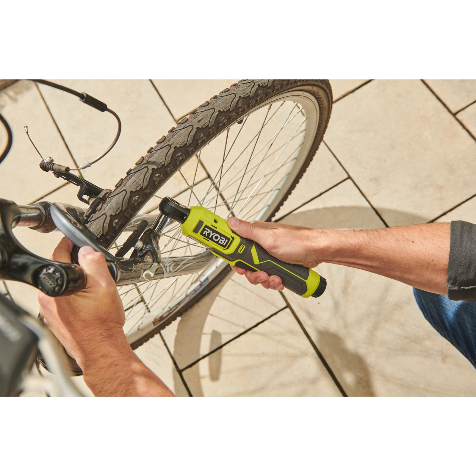 Antrenori cu clichet Ryobi RR14W4-120G - in utilizare 2