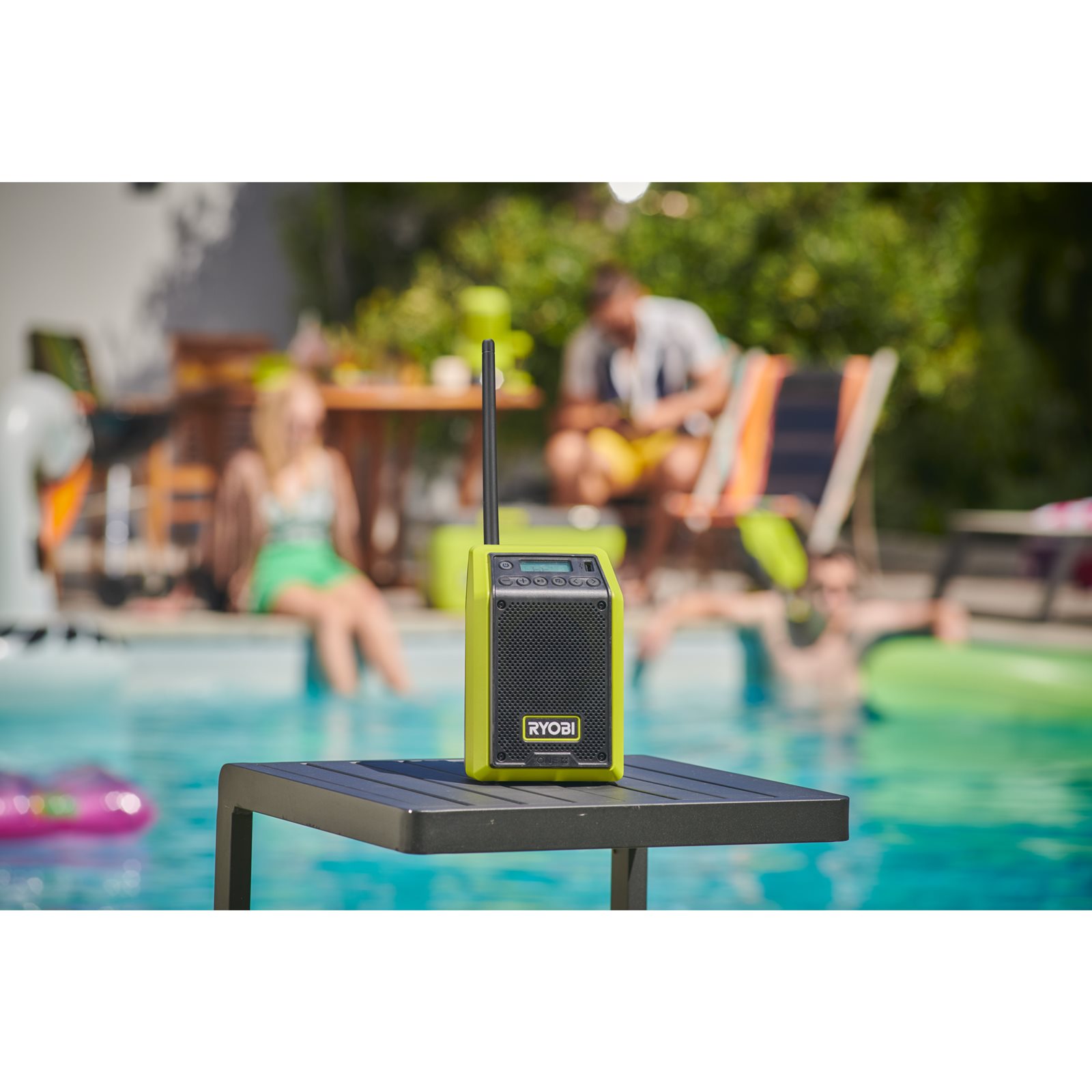 Radio 18V ONE+ DAB+ cu Bluetooth Ryobi RRDAB18-0 - in utilizare 5