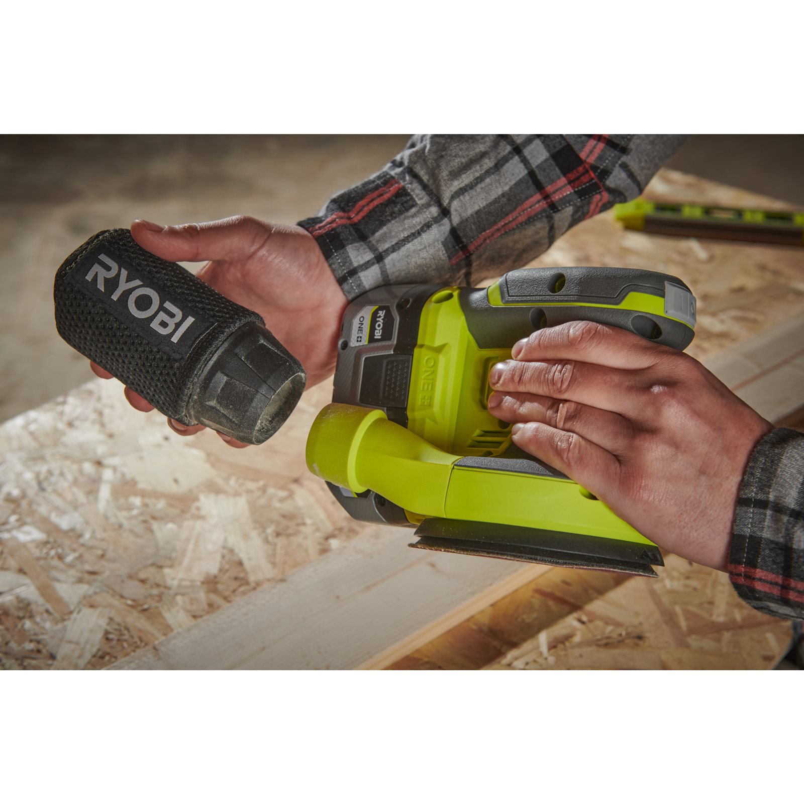Mașină de șlefuit orbitală 18V ONE+ Ryobi RROS18-0 - in utilizare 2