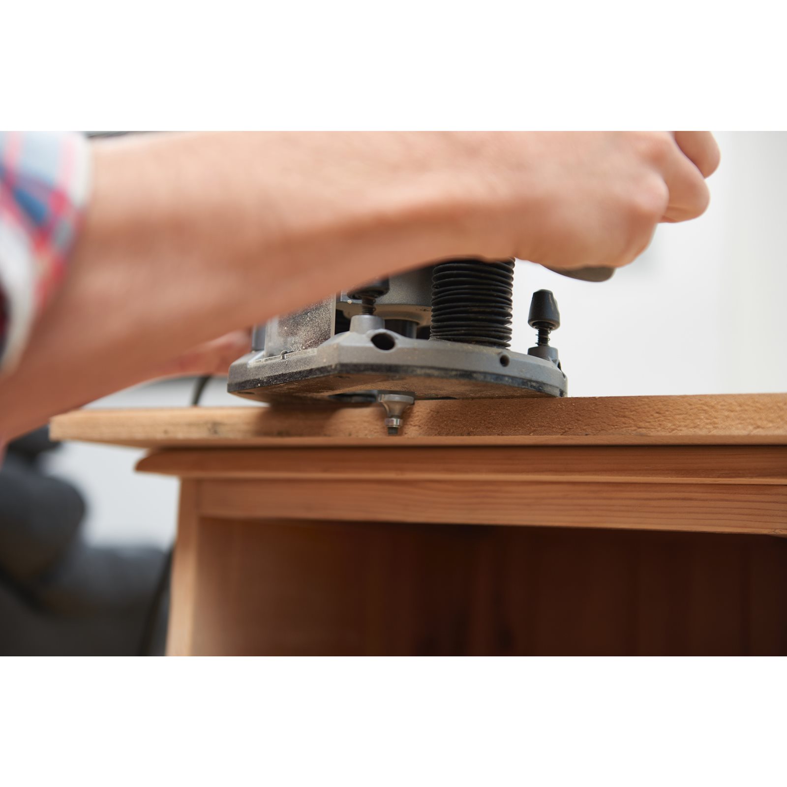 Mașină de frezat electrică 1600 W Ryobi RRT1600-K - detaliu 2