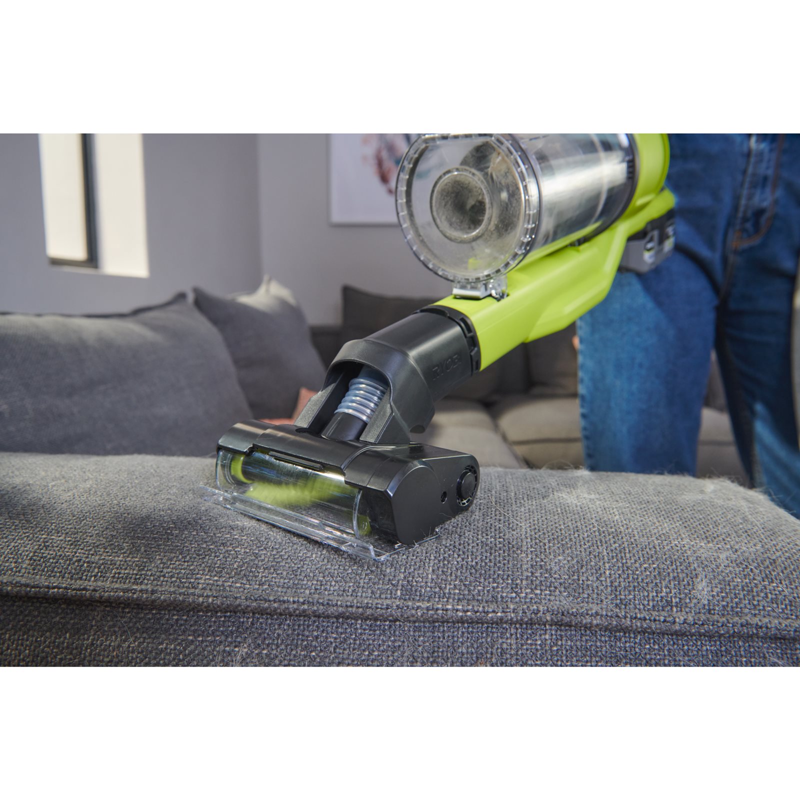 Instrument electric pentru animale de companie Ryobi RSVMBB - in utilizare 1