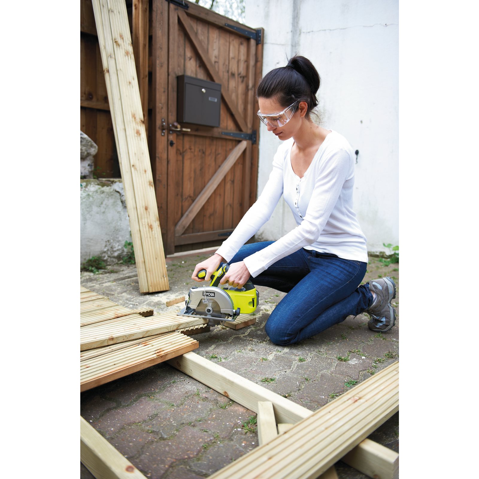 Fierăstrău circular 18V ONE+ Ryobi RWSL1801M - in utilizare 2