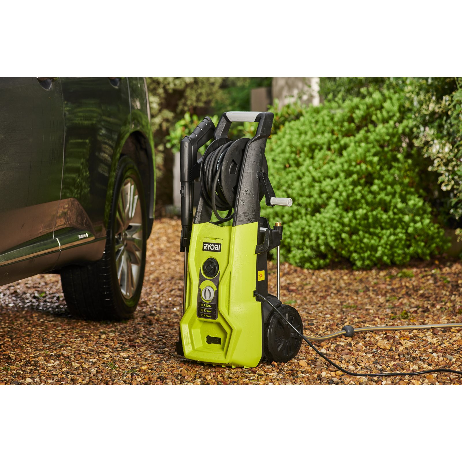 Aparat de spălare cu presiune 170 BAR Ryobi RY170PWA - in utilizare 3