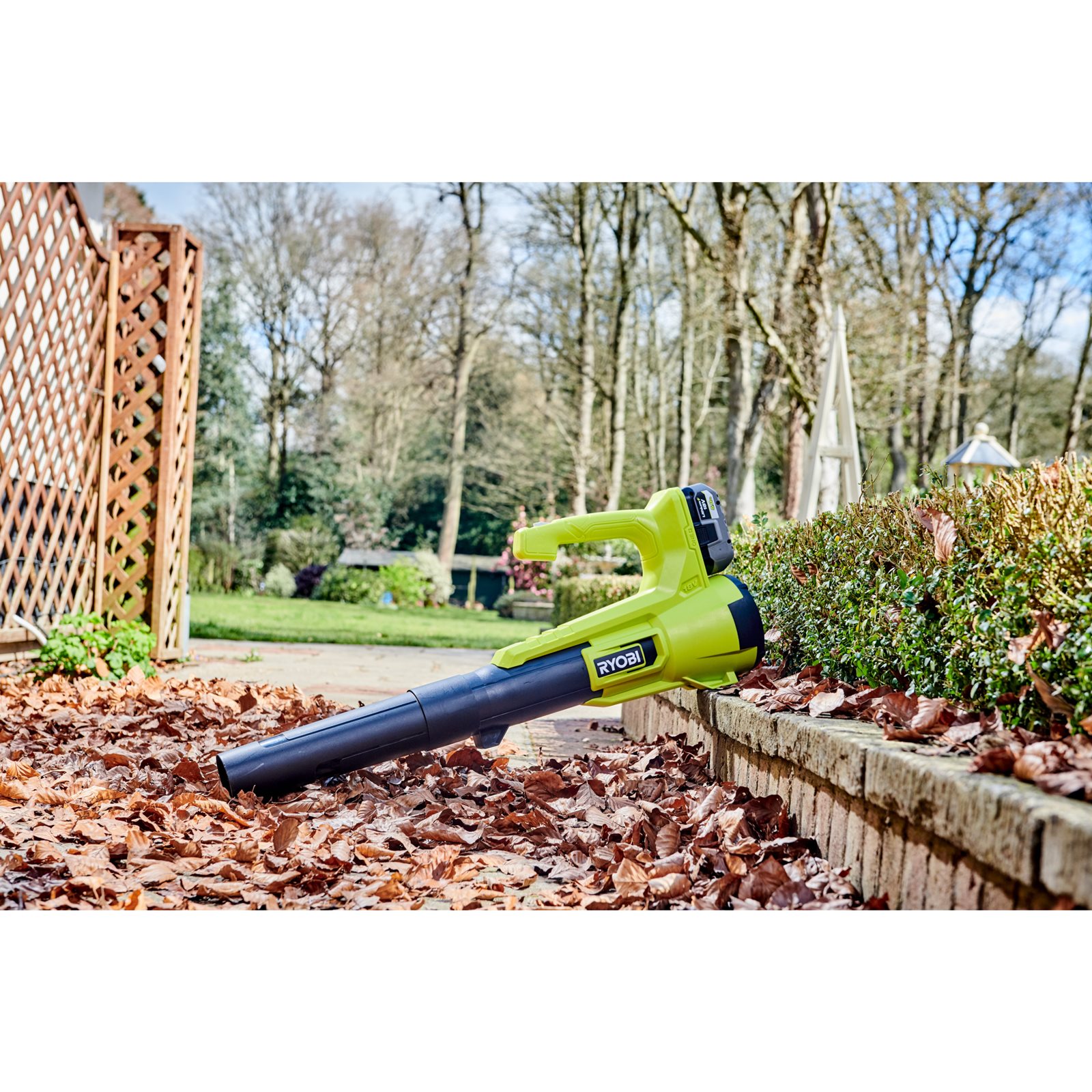 Suflantă 18V ONE+ (1 x 4,0 Ah) Ryobi RY18BLA-140 - in utilizare 6