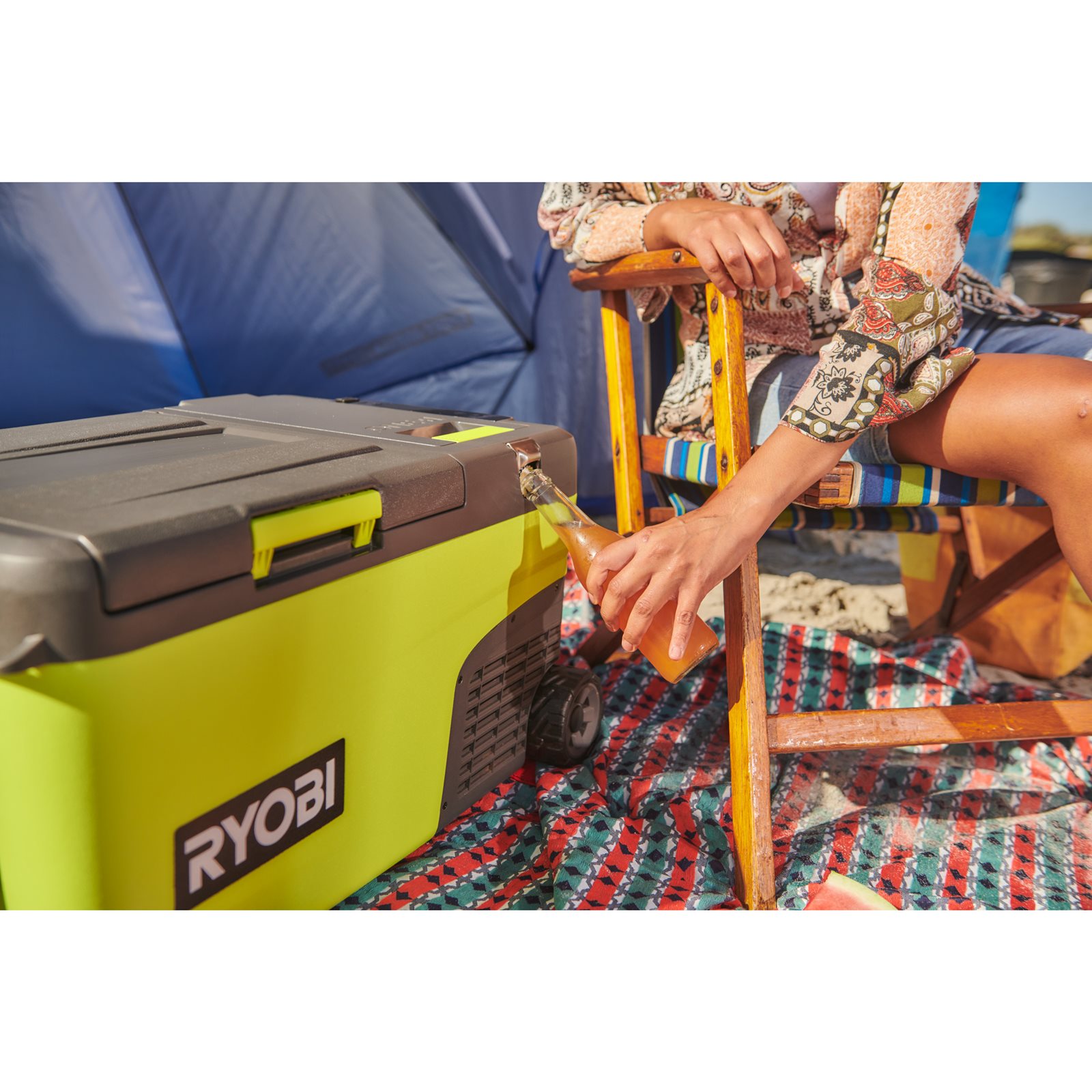 Răcitor electric 18V Ryobi RY18CB23A-0 - in utilizare 3
