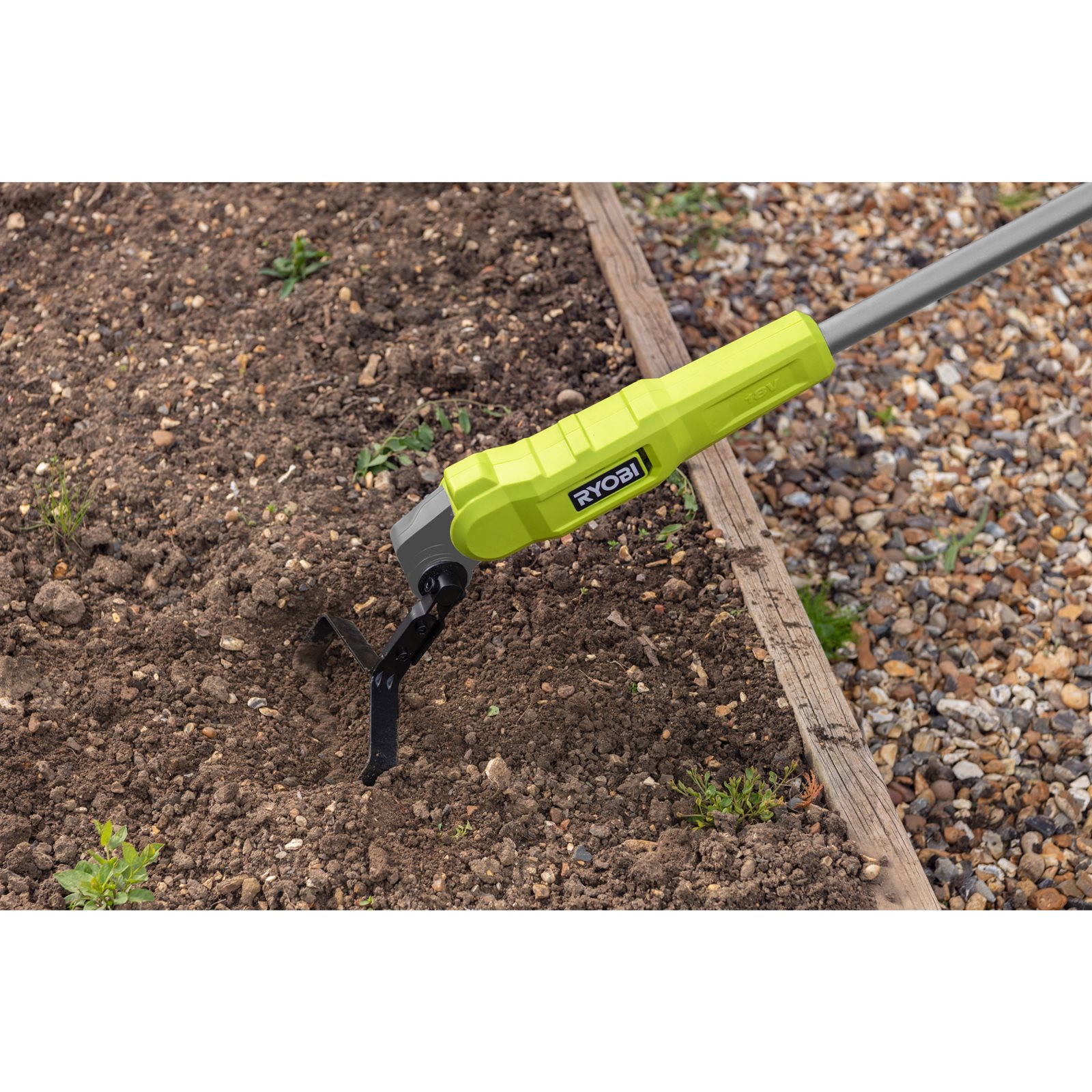 Cultivatoare Ryobi RY18GHA-0 - in utilizare 5
