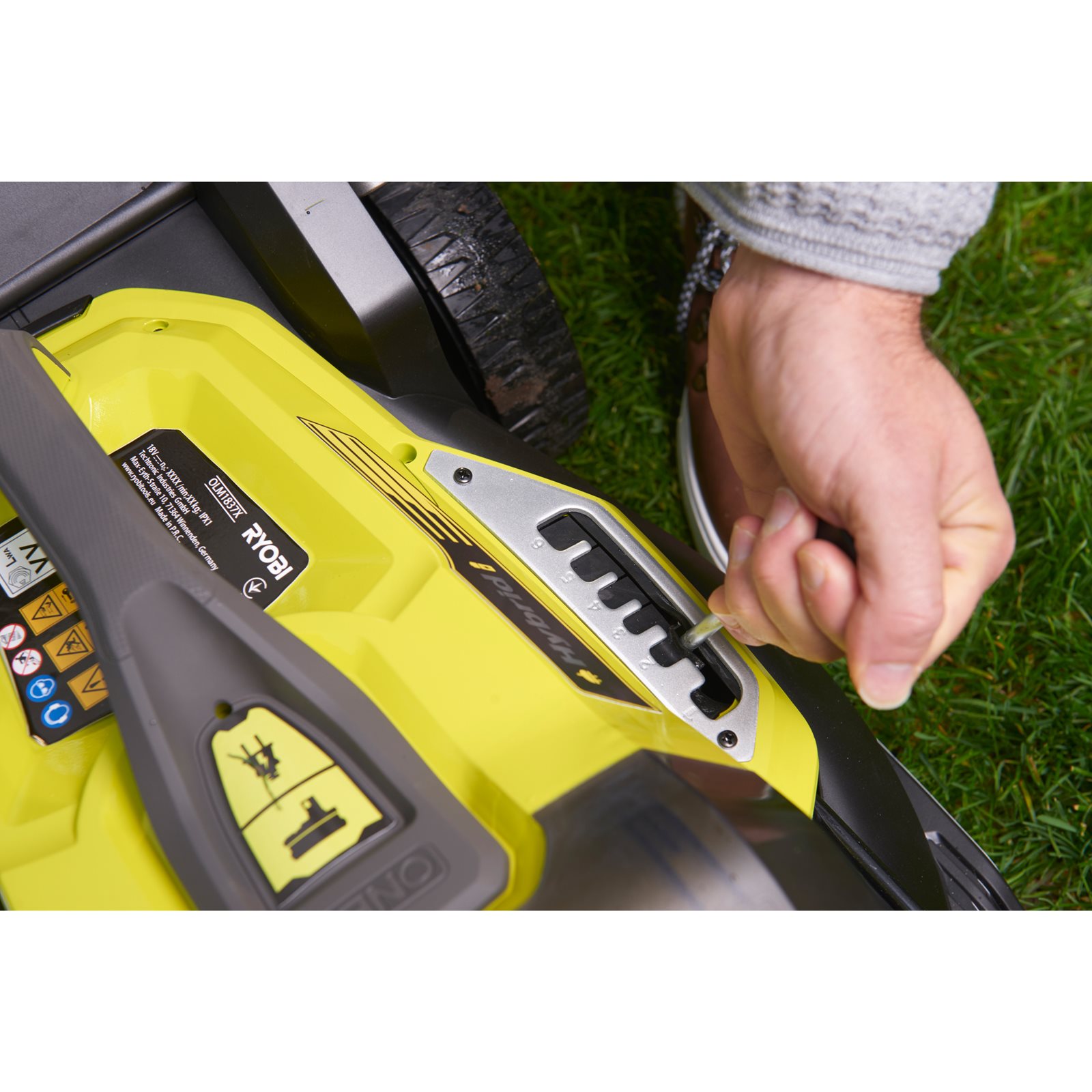 Mașină de tuns gazonul 18V ONE+, Hybrid, punte 37cm (2 x 5,0 Ah) Ryobi RY18LMH37A-250 - detaliu 2