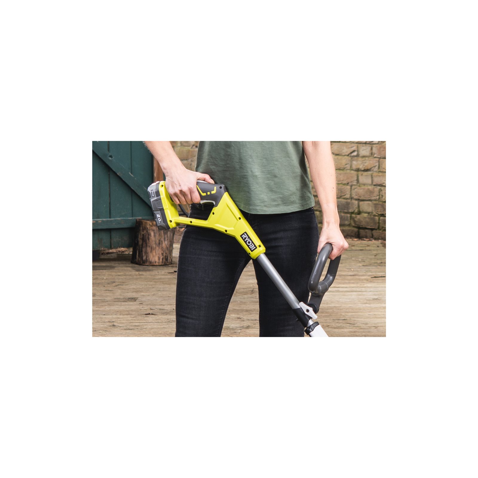Curățător pardoseli cu perie universală 18V ONE+ Ryobi RY18PCB-0 - in utilizare 5