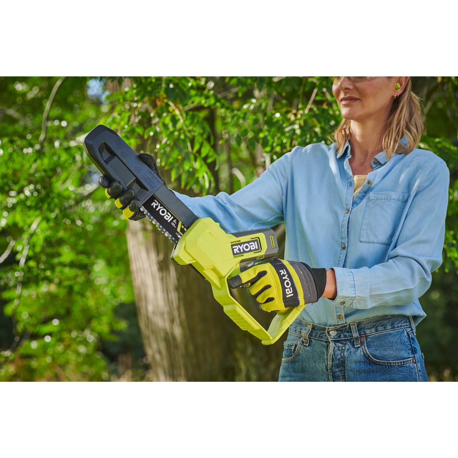 Fierăstrău de mână fără cablu de 18V de 15 cm, motor fără perii (1 x 2.0Ah) Ryobi RY18PS15A-120 - in utilizare 1