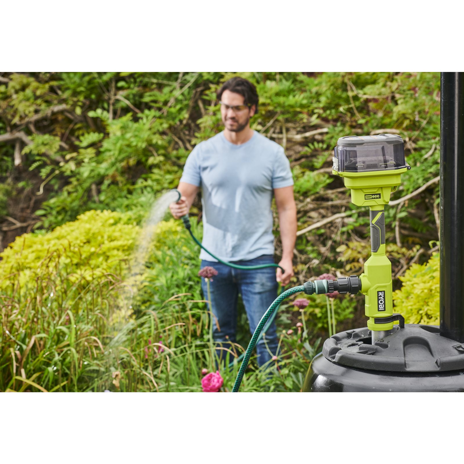 Pompă telescopică pentru apă curată 18V ONE+ Ryobi RY18STPA-0 - in utilizare 1