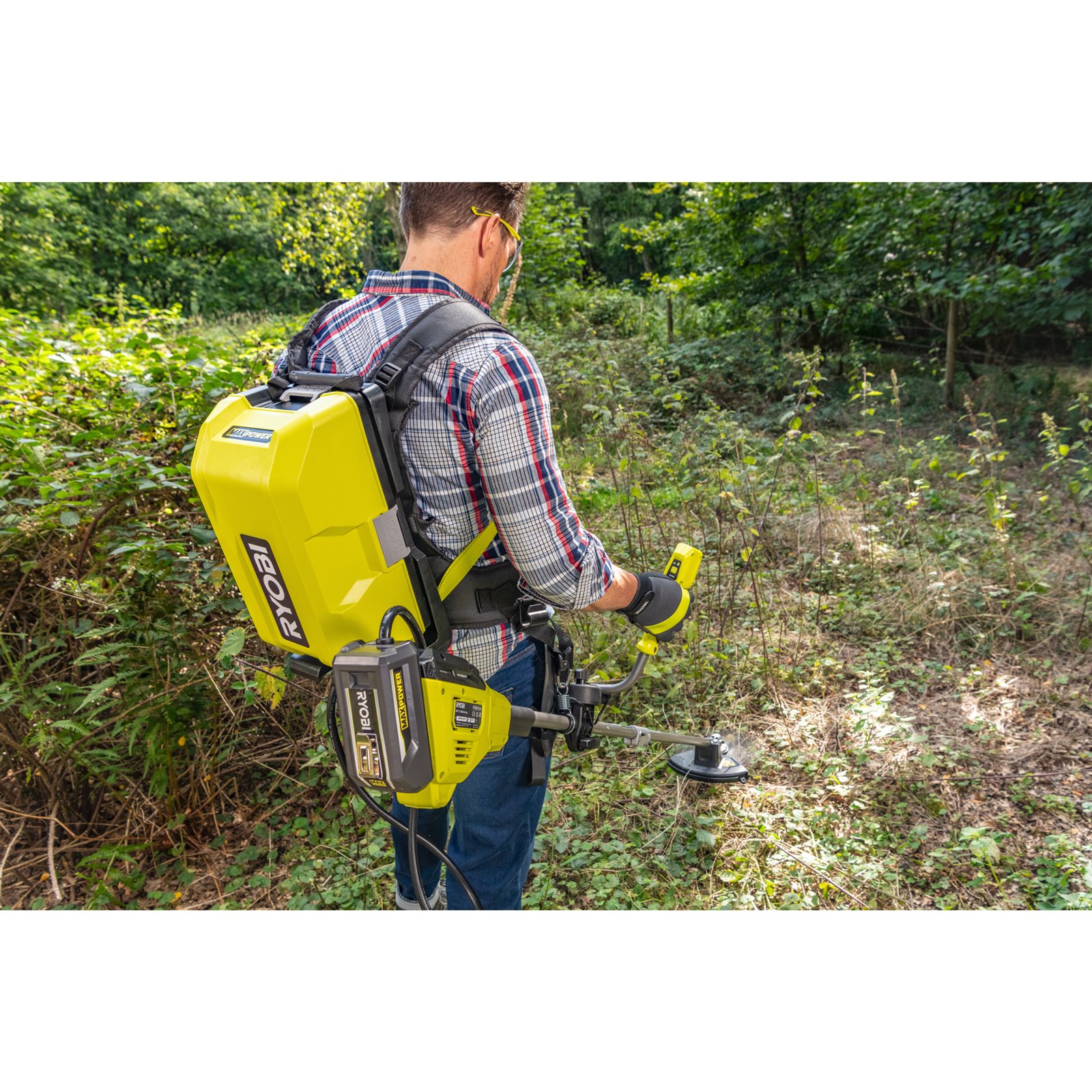 Seturi acumulatori și încărcătoare 36V MAX POWER Ryobi RY36BP3PA-0 - in utilizare 5