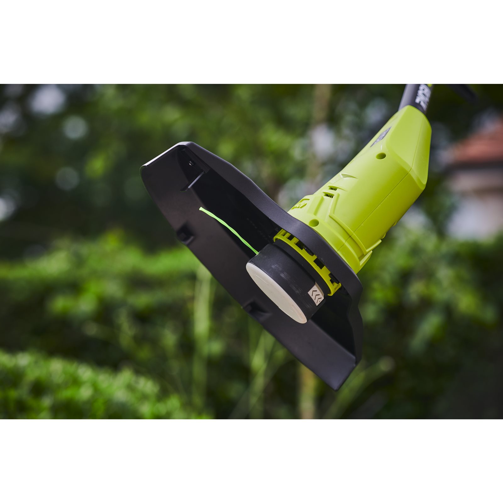 Trimmer iarbă 36V MAX POWER, lățime taiere 33cm (1 x 2,0Ah) Ryobi RY36LT33A-120 - in utilizare 5