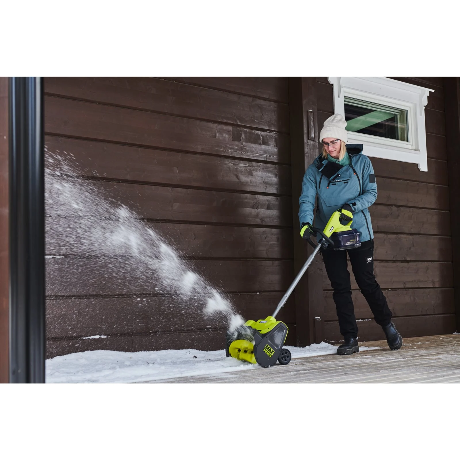Freze de zăpadă Ryobi RY36ST30A-0 - in utilizare 1