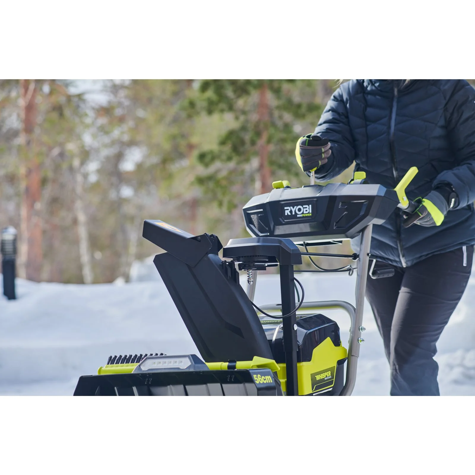 Freze de zăpadă Ryobi RY36STX56A-250 - in utilizare 4